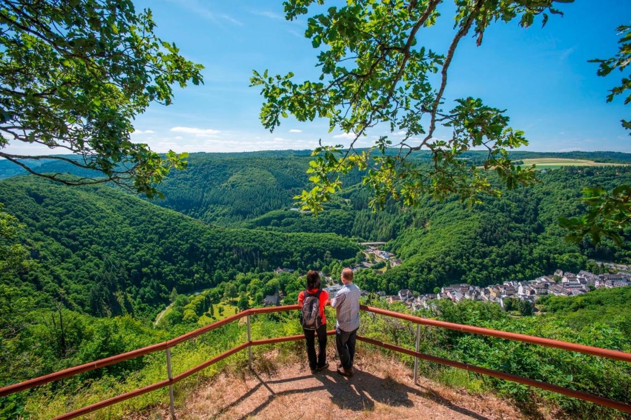 Haus Am Berg Villa Bad Bertrich Exteriör bild